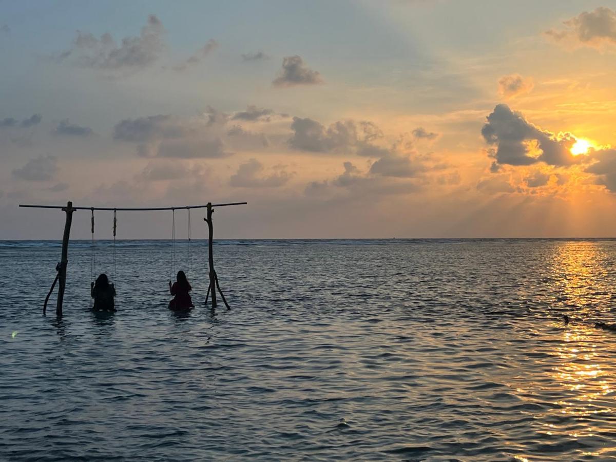 Отель Island Guest Maamendhoo Экстерьер фото