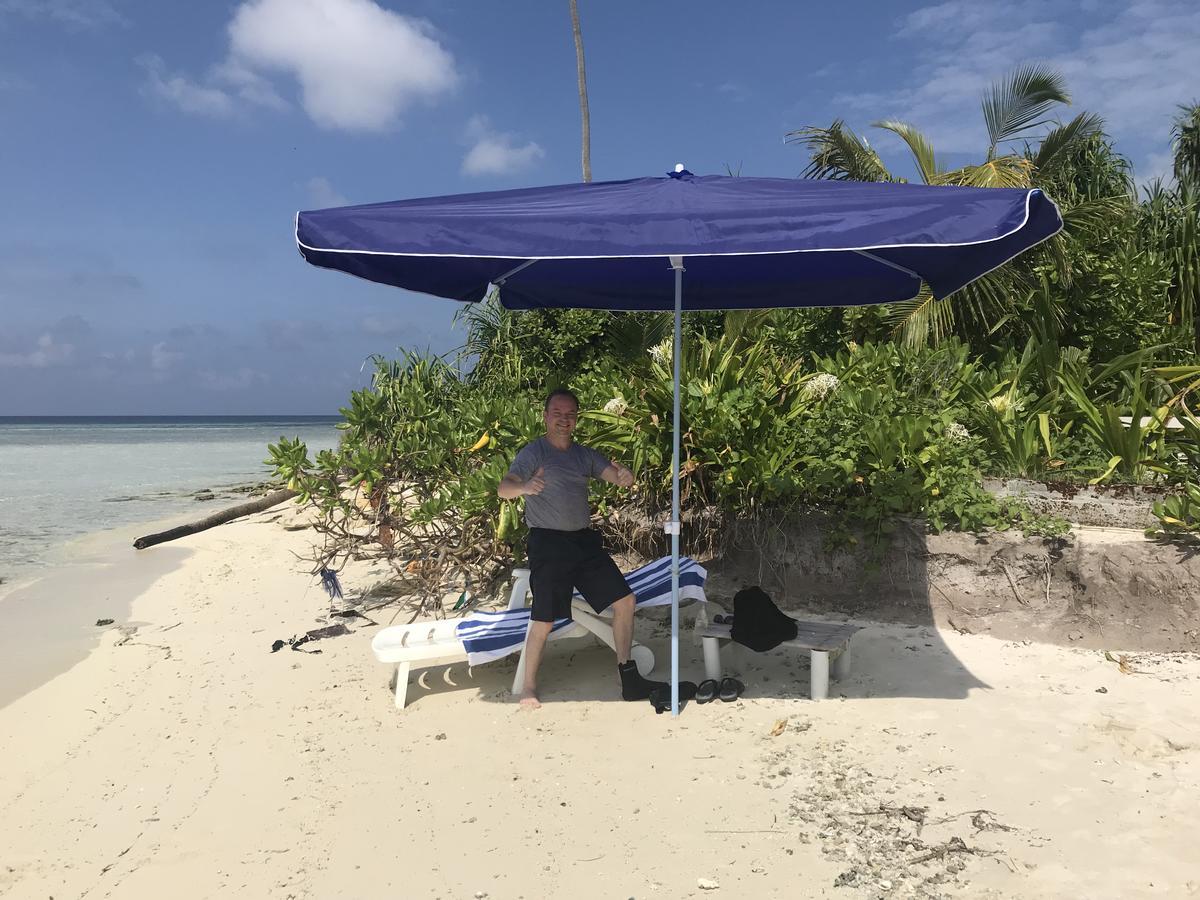 Отель Island Guest Maamendhoo Экстерьер фото