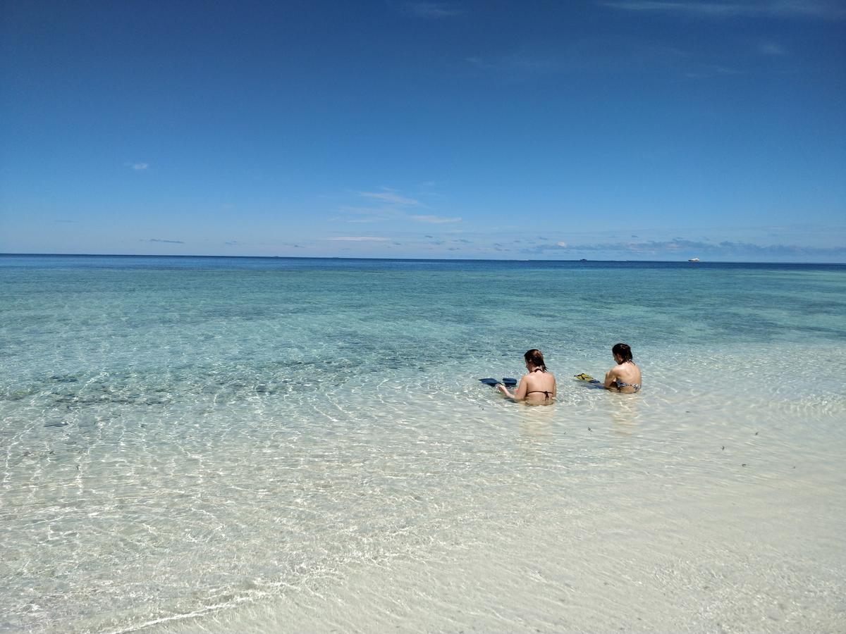 Отель Island Guest Maamendhoo Экстерьер фото